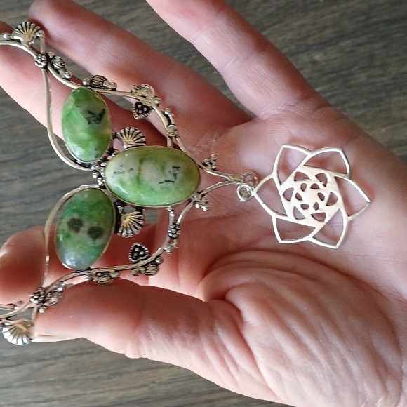 New Solar Quartz Agate Silver Necklace. - Picture 12 of 12